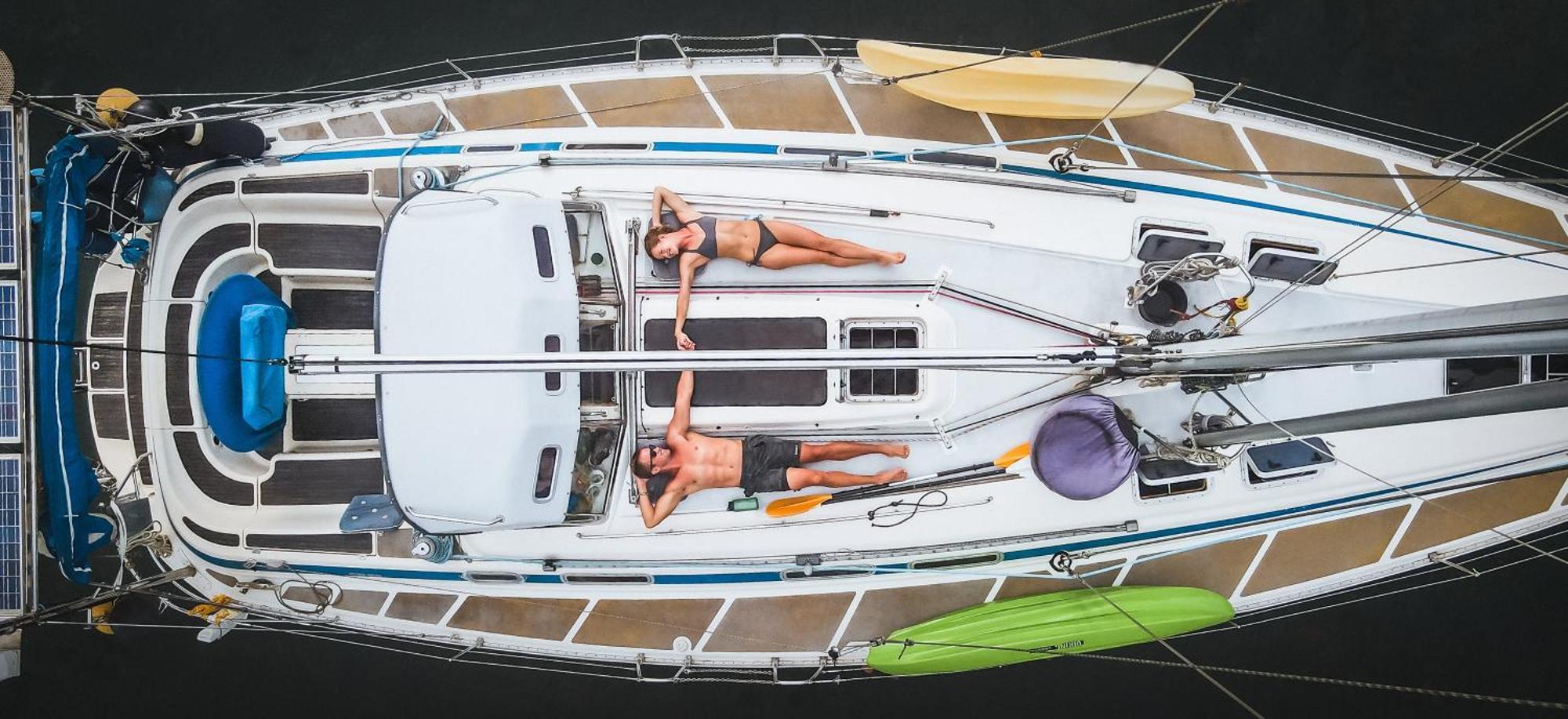 2 Nuits Insolites & 1 Excursion Voile A Bord Du Voilier Mori Ora Moorea Exterior foto